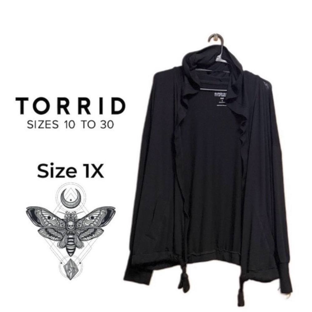 SOLD: Mercari. Torrid Super Soft Hooded Cardigan – Size 1X – NWOT 🖤 - Picture 2 of 7